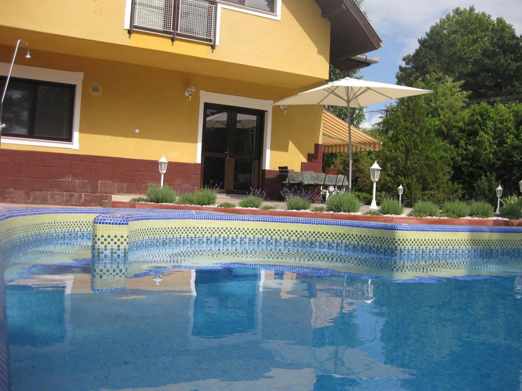 Hannabella Apartmanház Zamárdi Exterior foto