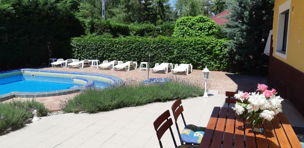 Hannabella Apartmanház Zamárdi Exterior foto